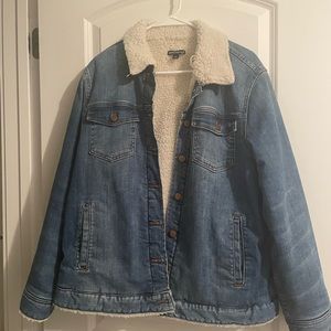 Women’s JCrew Mercantile Jean jacket with fur on the inside.